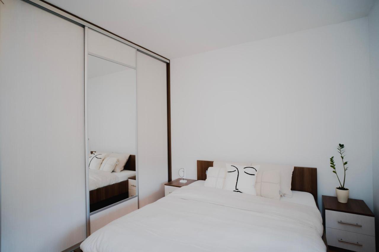 Riverland - Lovely Apartment Mostar Bagian luar foto