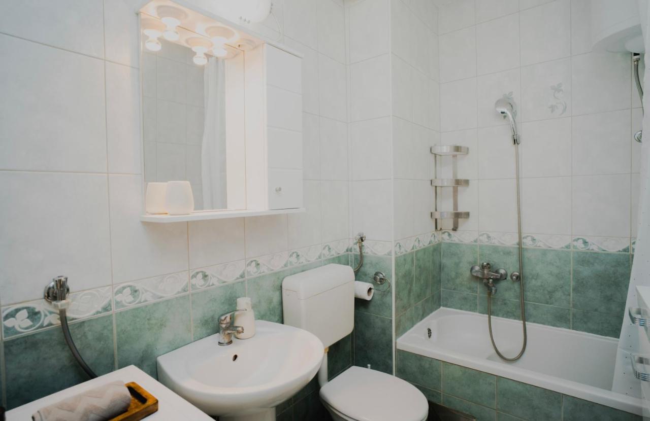 Riverland - Lovely Apartment Mostar Bagian luar foto