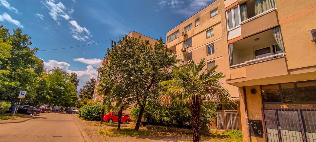 Riverland - Lovely Apartment Mostar Bagian luar foto
